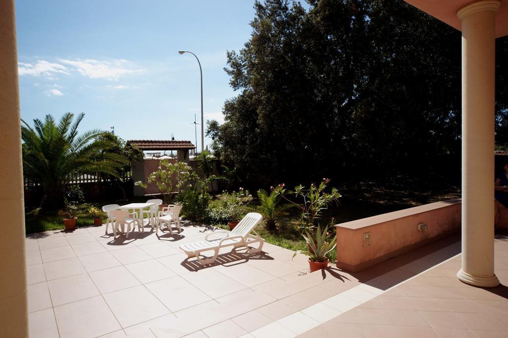 Hotel Happy Marina di Pietrasanta Exterior photo