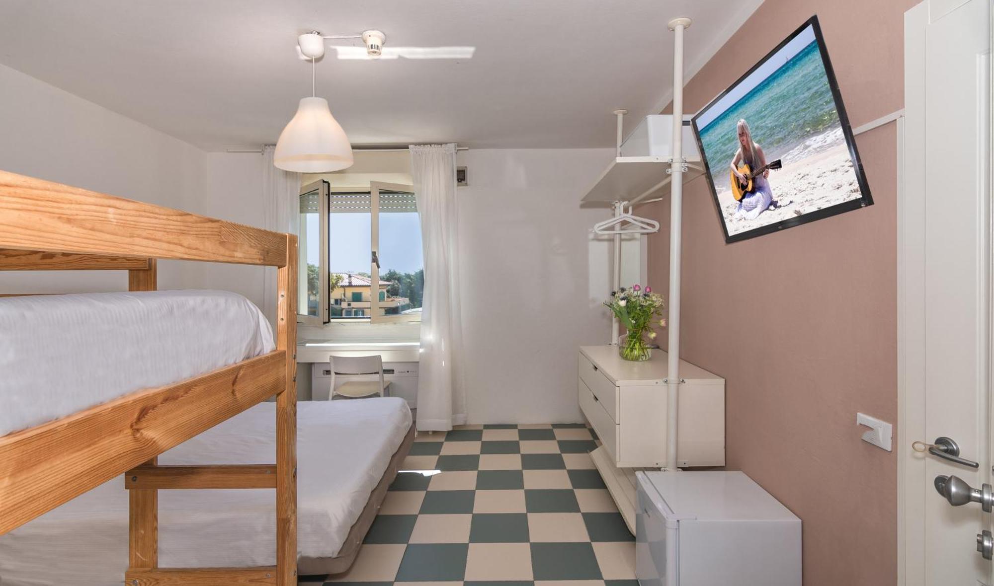 Hotel Happy Marina di Pietrasanta Exterior photo