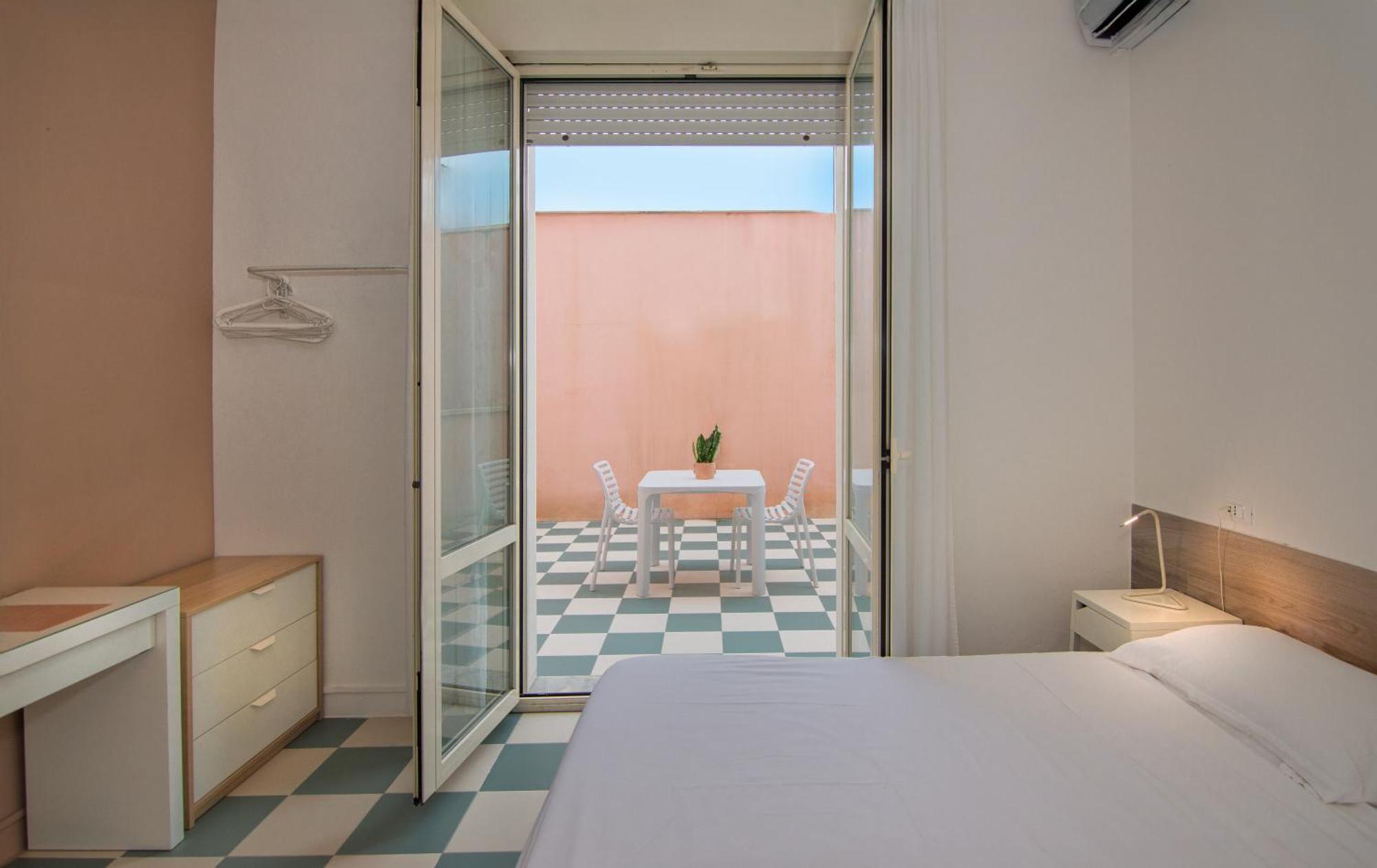 Hotel Happy Marina di Pietrasanta Exterior photo